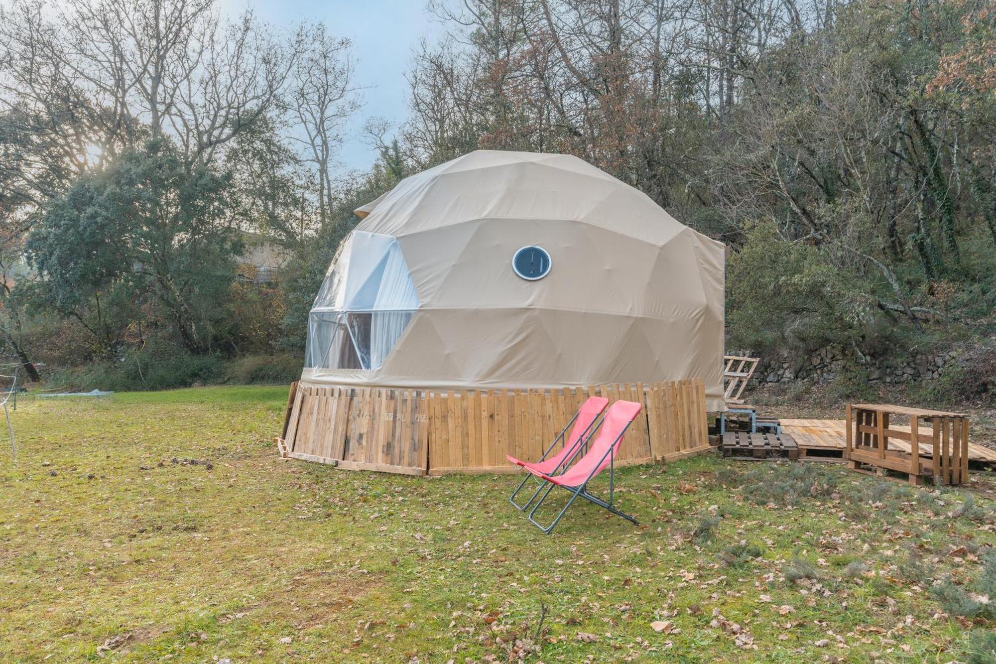 La Cabane Aux Chevaux Varages Eksteriør bilde